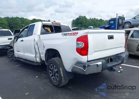 2018 Toyota Tundra Sr5 5.7L V8 из США, поврежденный, VIN 5TFUY5F1XJX766494